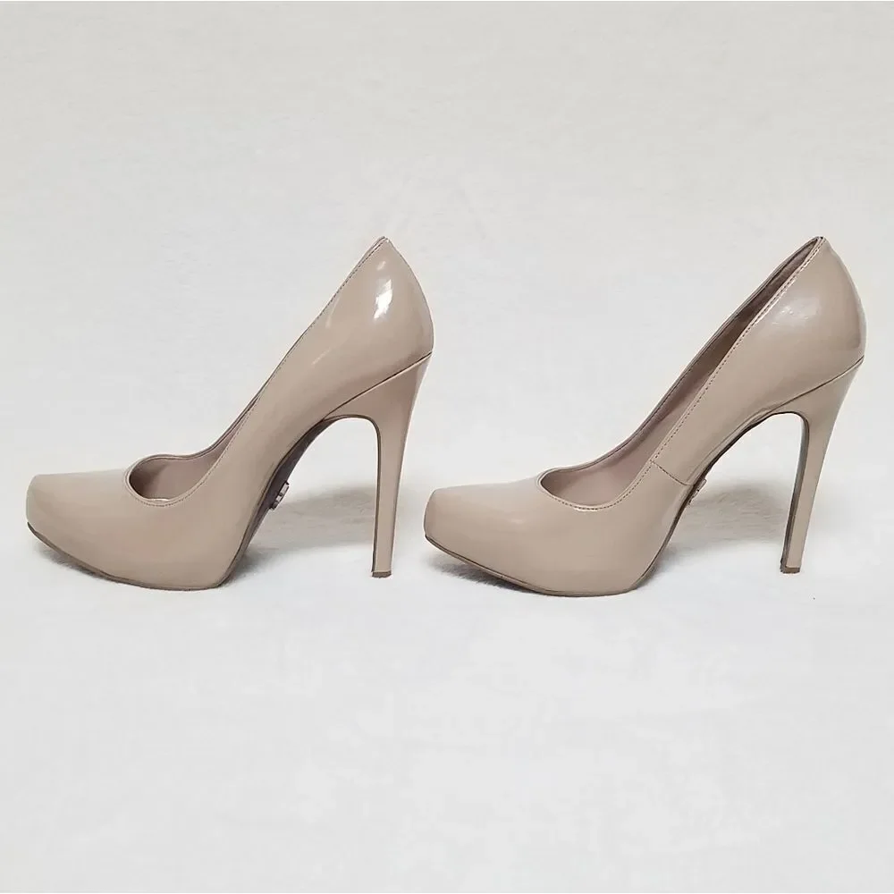 RACHEL Rachel Roy Carmelle Nude Pointy Toe Pumps